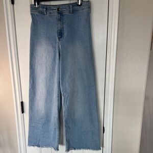 Billabong Light Blue crop  Flare Jeans frayed hem